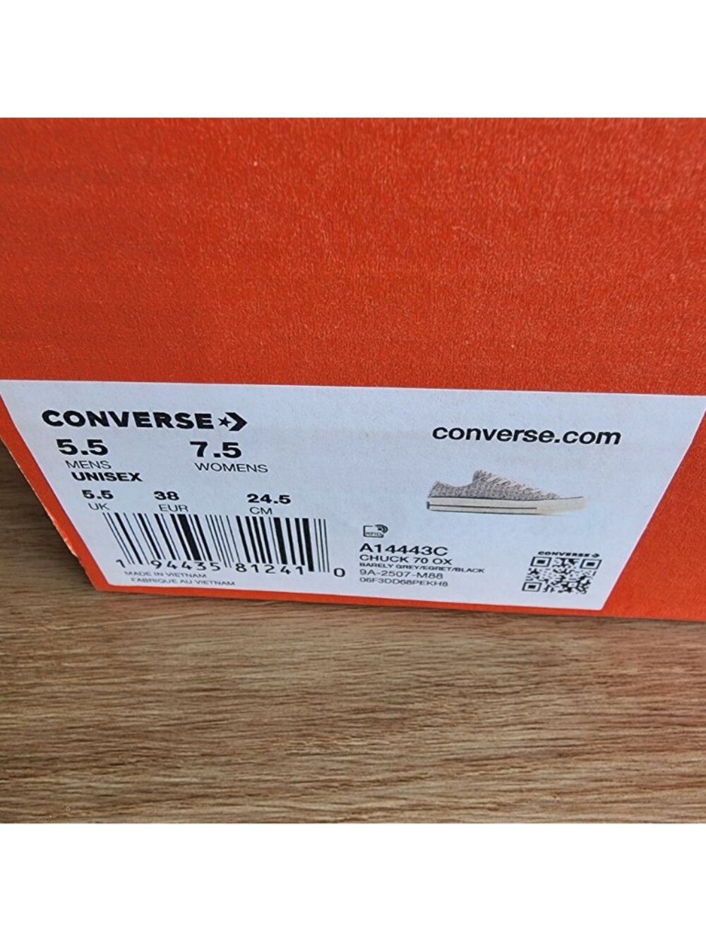 ⭐Converse Chuck 70 Metallic Tweed Low Sz 7.5 Womens Shoes Sneaker Silver A14443C - Picture 8 of 12